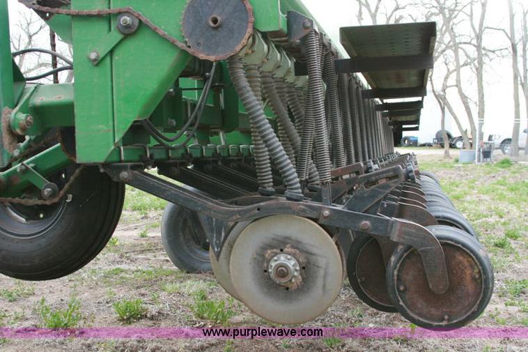 image for item 9000 1988 Great Plains 2SF24 solid stand drill