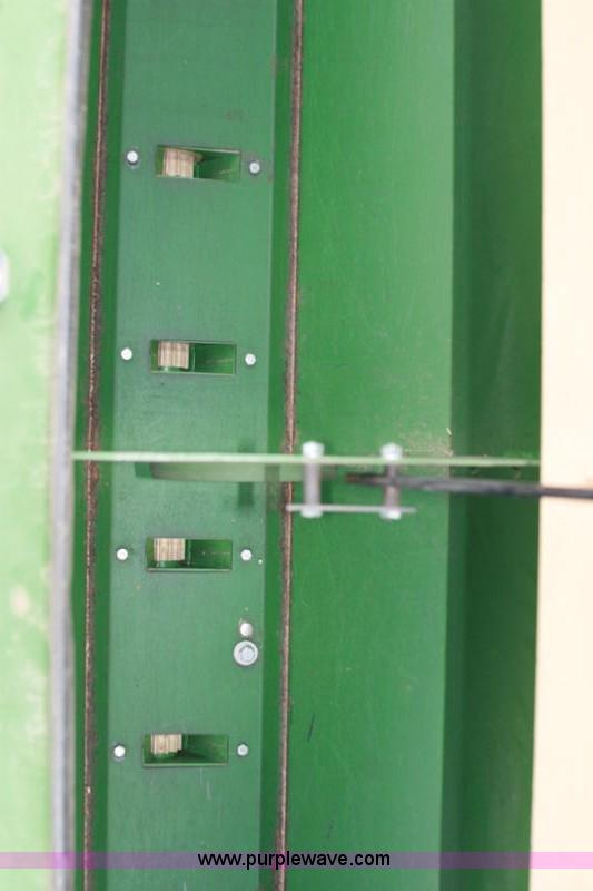 image for item 9000 1988 Great Plains 2SF24 solid stand drill