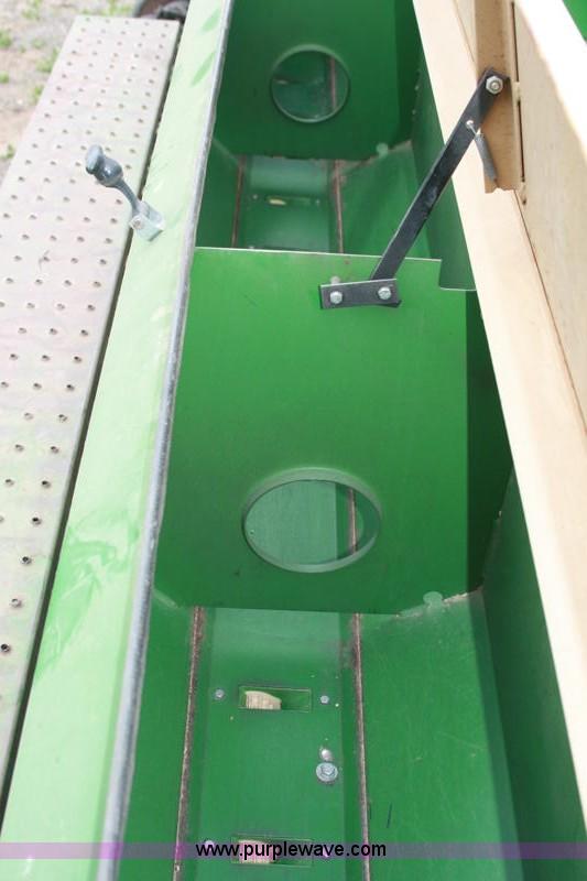 image for item 9000 1988 Great Plains 2SF24 solid stand drill