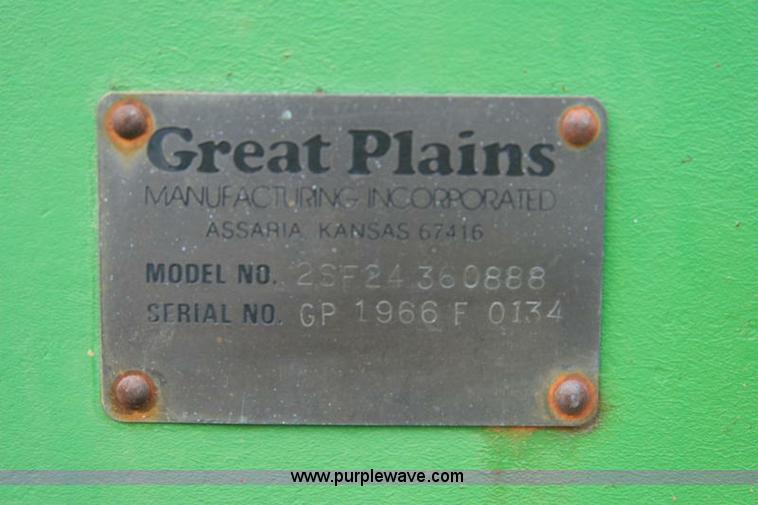 image for item 9000 1988 Great Plains 2SF24 solid stand drill