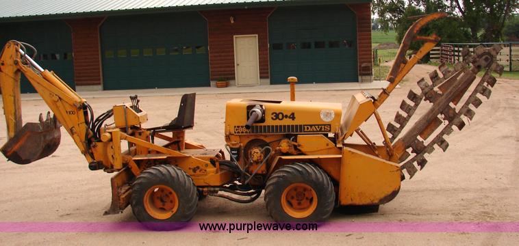 image for item 1000 1981 Case Davis 30+4 trencher and backhoe combo