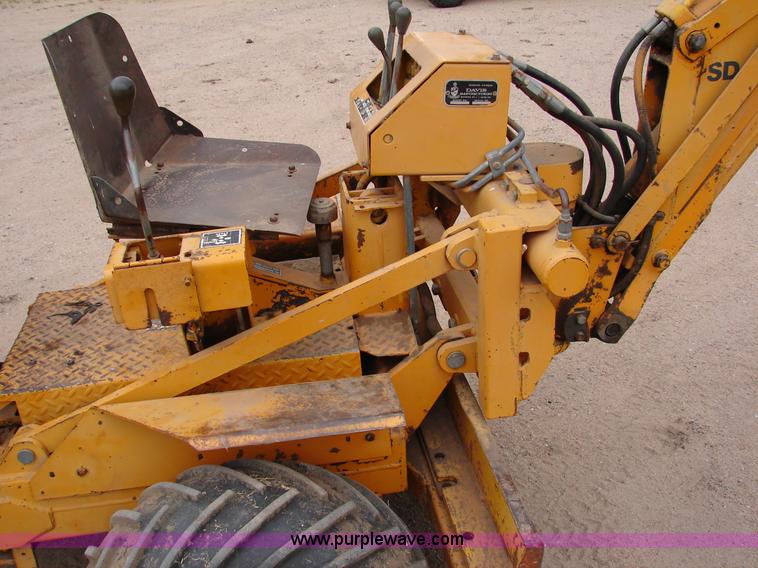 image for item 1000 1981 Case Davis 30+4 trencher and backhoe combo