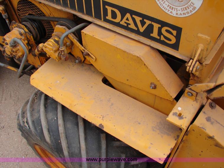 image for item 1000 1981 Case Davis 30+4 trencher and backhoe combo