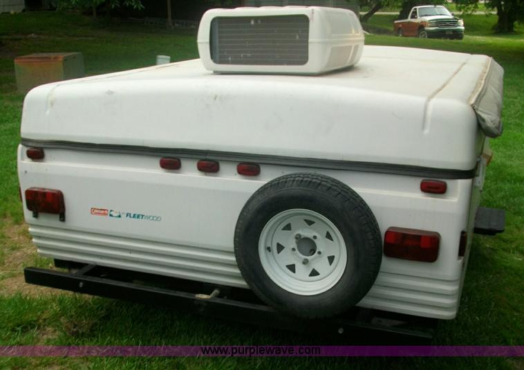 image for item 1002 1996 Coleman Fleetwood Santa Fe pop up camper