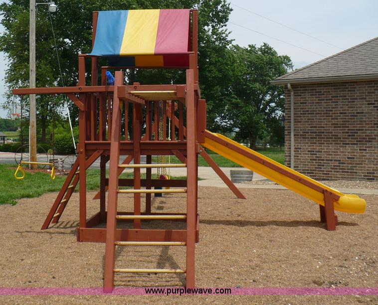 image for item 1655 Rainbow Play Systems Inc. playground set