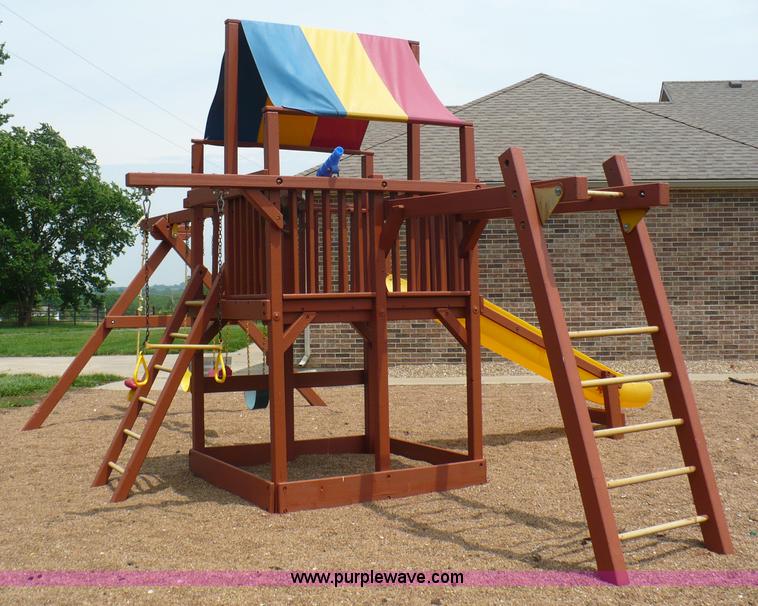 image for item 1655 Rainbow Play Systems Inc. playground set