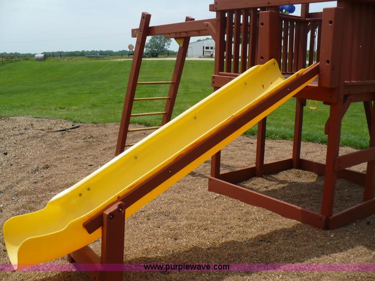 image for item 1655 Rainbow Play Systems Inc. playground set