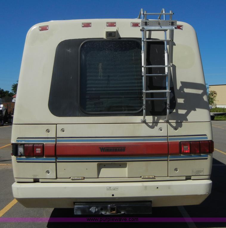 image for item 2362 1991 Elandan Winnebago RV/motor home