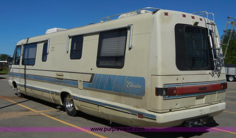 image for item 2362 1991 Elandan Winnebago RV/motor home
