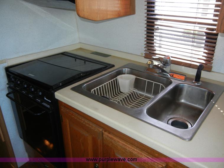 image for item 2362 1991 Elandan Winnebago RV/motor home