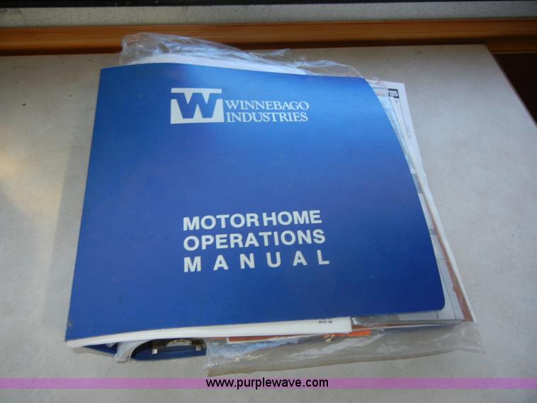 image for item 2362 1991 Elandan Winnebago RV/motor home