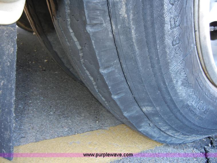 image for item 2362 1991 Elandan Winnebago RV/motor home