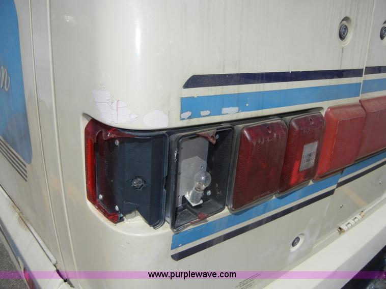 image for item 2362 1991 Elandan Winnebago RV/motor home