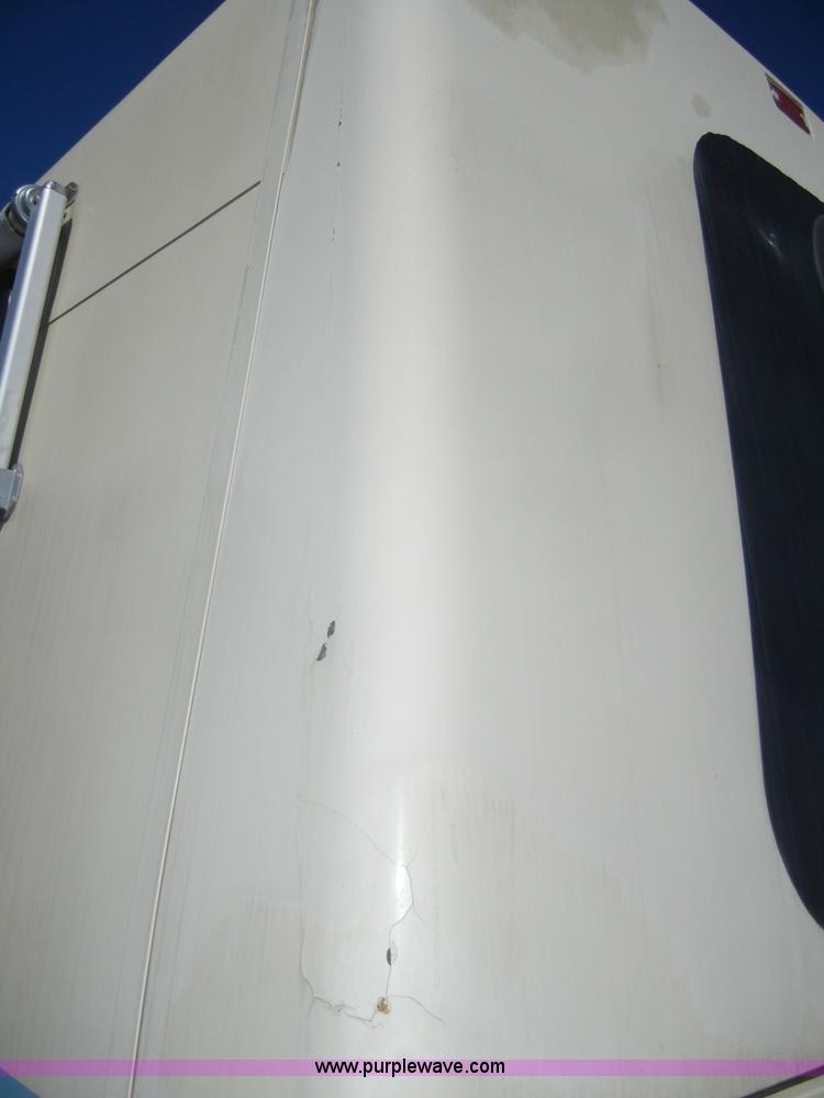 image for item 2362 1991 Elandan Winnebago RV/motor home