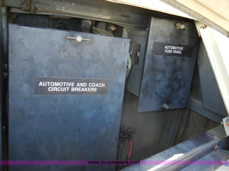 image for item 2362 1991 Elandan Winnebago RV/motor home