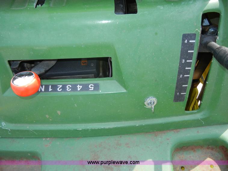 image for item 2367 John Deere 68 lawn mower