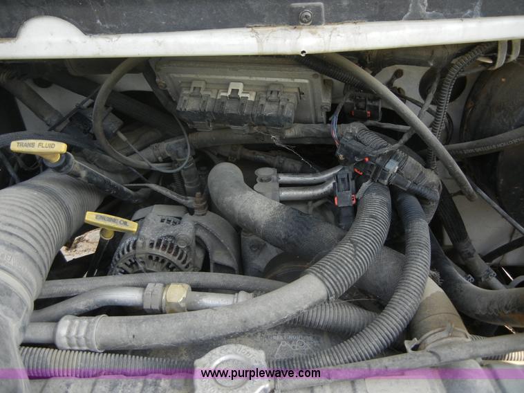 image for item 2372 2001 Dodge B3500 Ram Van