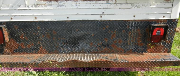 image for item 2377 9' x 89" x 80"H refrigerated truck box