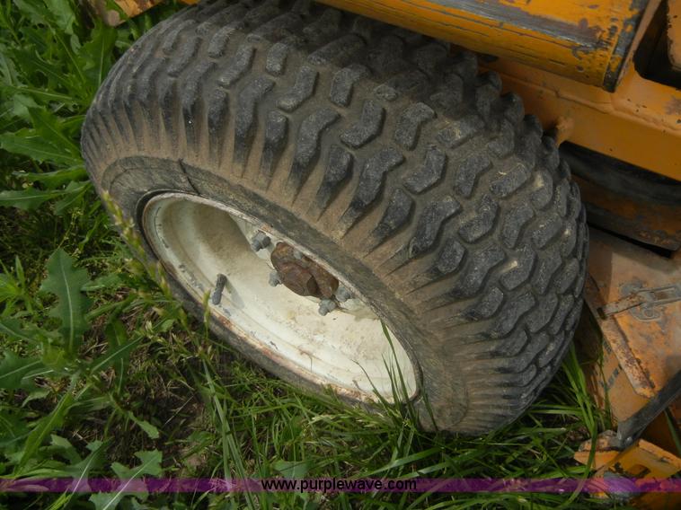 image for item 2389 Hustler Excel 251 zero turn lawn mower