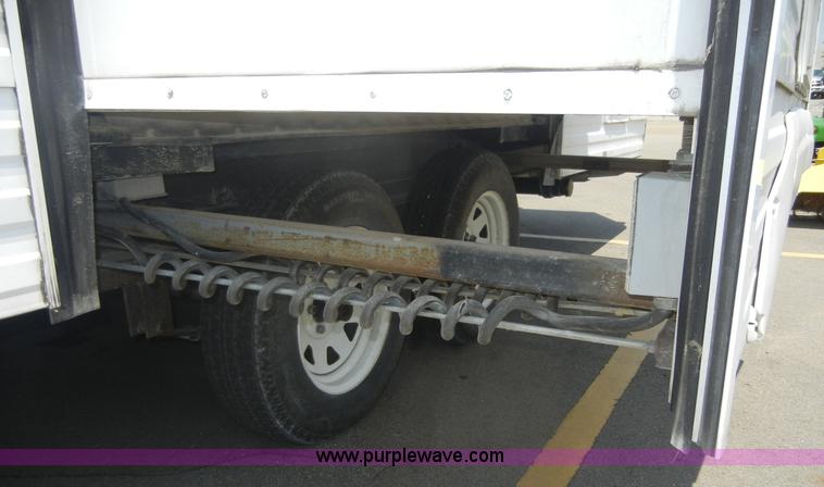 image for item 2396 1995 Wilderness Fleetwood 21' fifth wheel camper