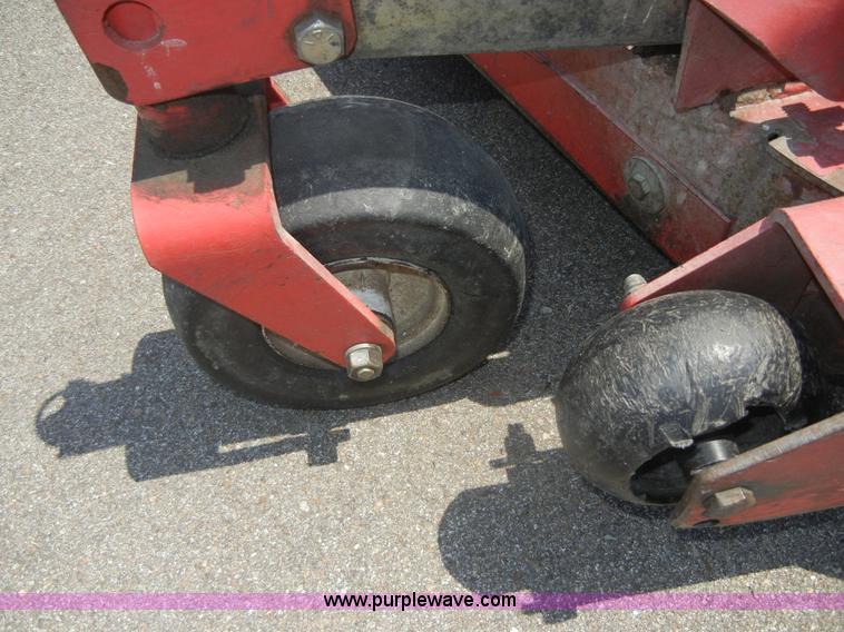 image for item 2397 2001 Snapper Z Rider 915 zero turn riding mower