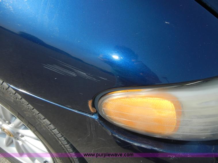 image for item 2401 2000 Chrysler Town & Country LX mini van