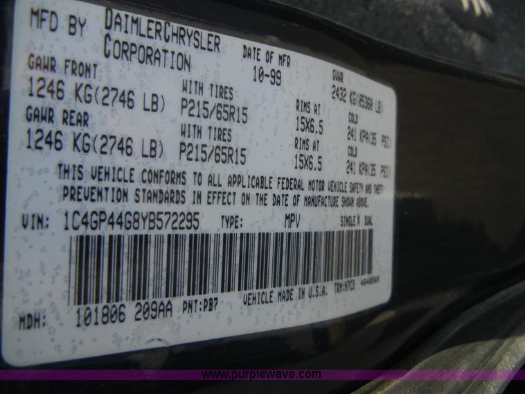 image for item 2401 2000 Chrysler Town & Country LX mini van