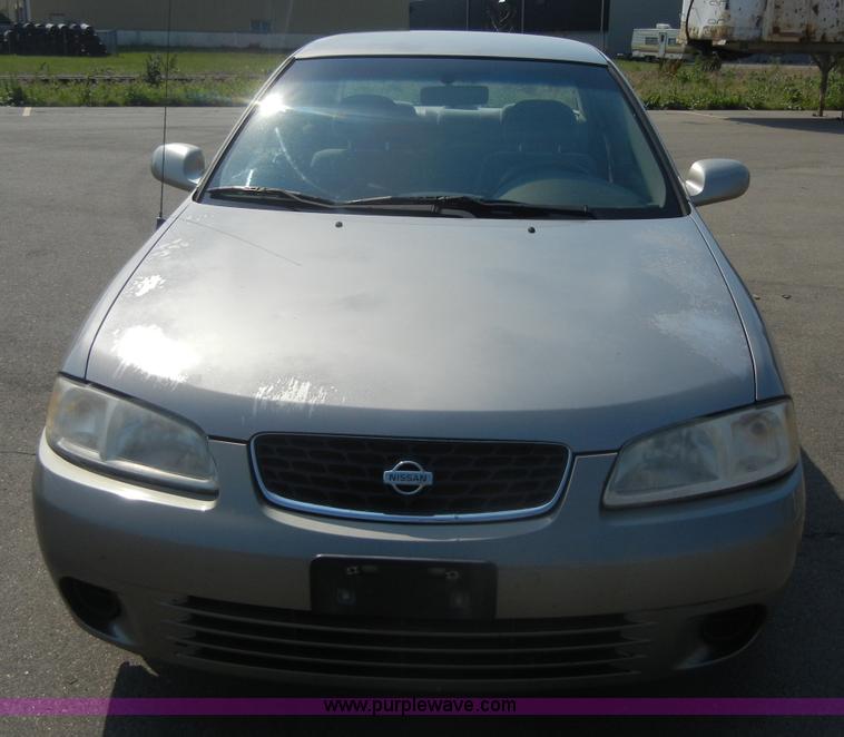 image for item 2402 2000 Nissan Sentra GXE