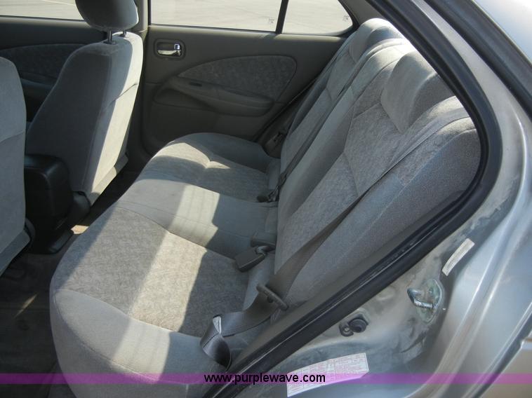 image for item 2402 2000 Nissan Sentra GXE