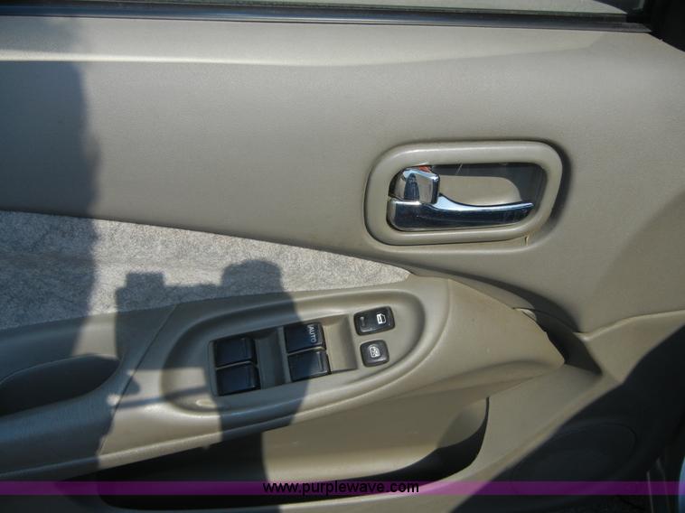 image for item 2402 2000 Nissan Sentra GXE