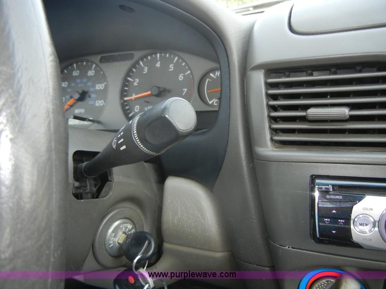 image for item 2402 2000 Nissan Sentra GXE