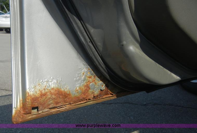 image for item 2402 2000 Nissan Sentra GXE