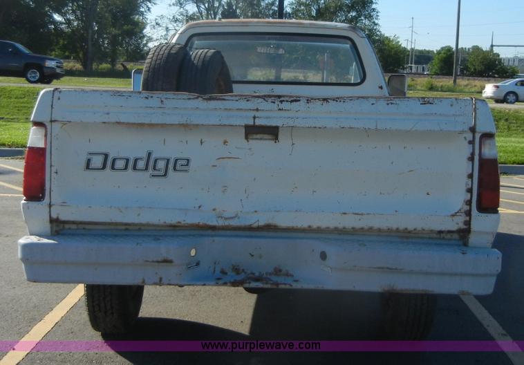 image for item 2413 1977 Dodge Power Wagon 200 pickup truck