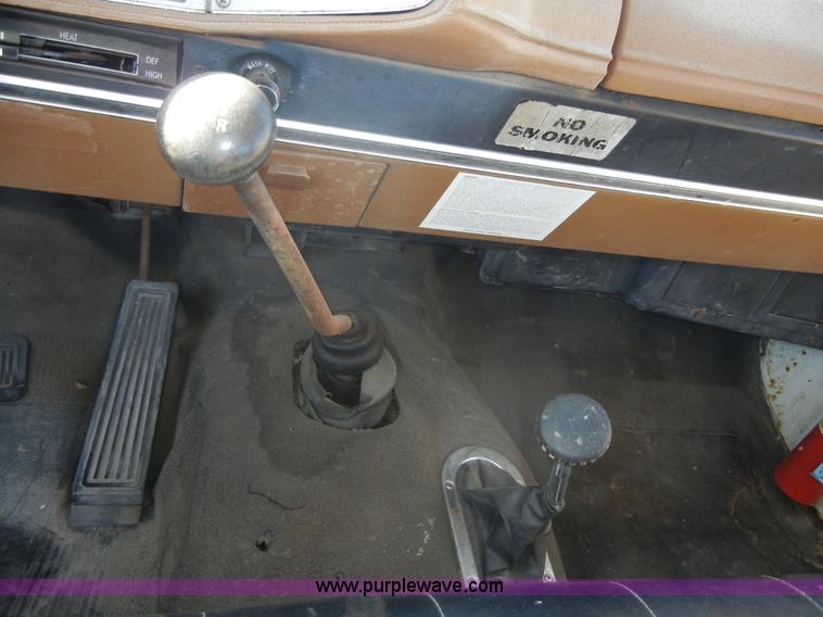 image for item 2413 1977 Dodge Power Wagon 200 pickup truck