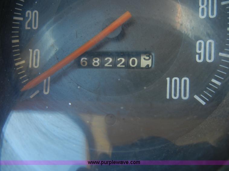 image for item 2413 1977 Dodge Power Wagon 200 pickup truck