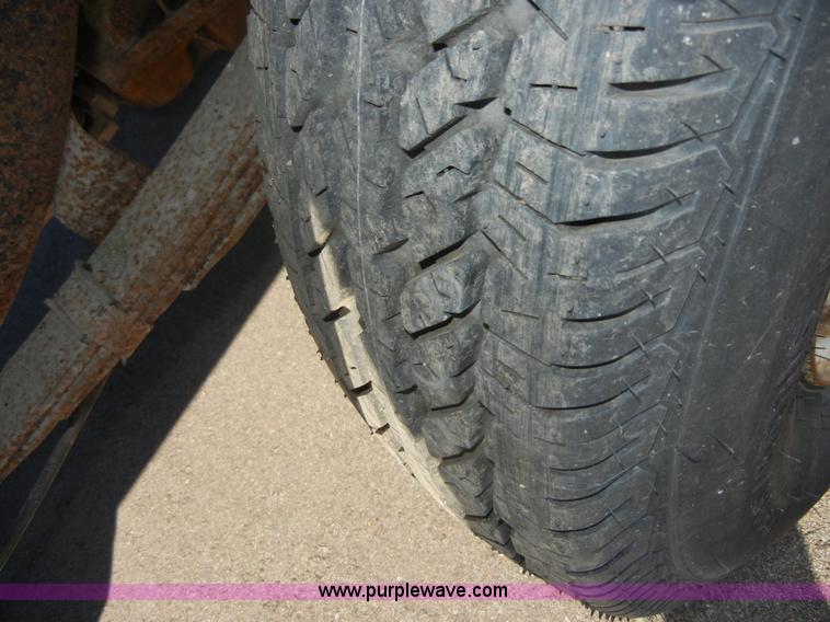 image for item 2413 1977 Dodge Power Wagon 200 pickup truck