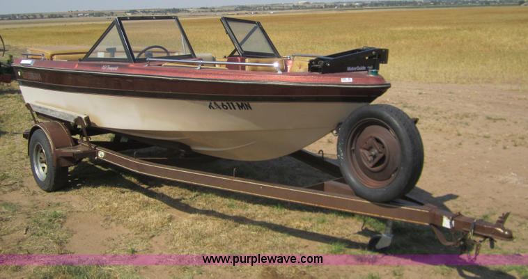 image for item 3420 1985 Glasstream 152 Tempes 15' boat with trailer