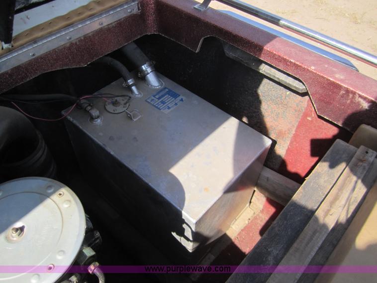 image for item 3420 1985 Glasstream 152 Tempes 15' boat with trailer