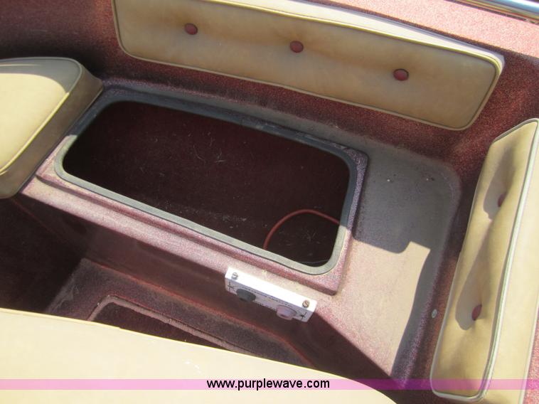 image for item 3420 1985 Glasstream 152 Tempes 15' boat with trailer