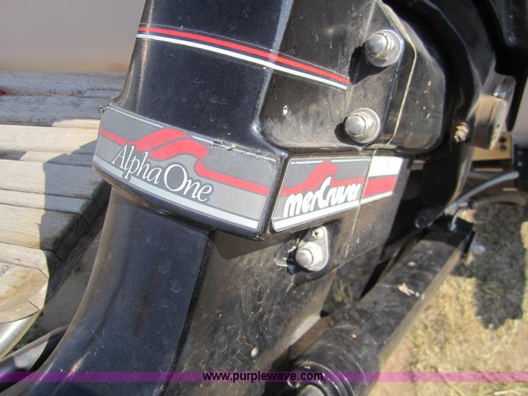 image for item 3420 1985 Glasstream 152 Tempes 15' boat with trailer