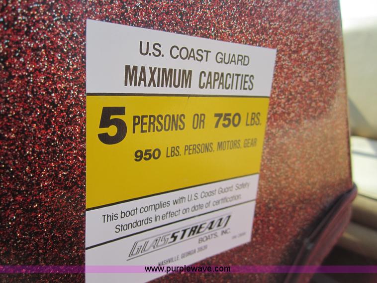 image for item 3420 1985 Glasstream 152 Tempes 15' boat with trailer