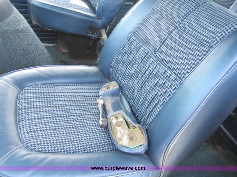 image for item 3794 1974 Ford Chateau E200 club wagon van