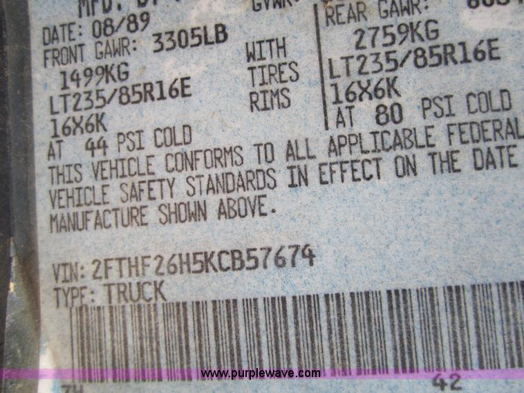 image for item 3797 1989 Ford F250 pickup truck