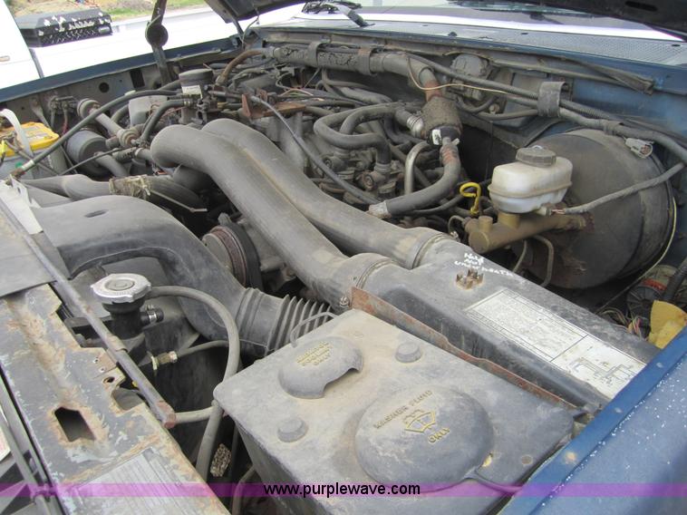 image for item 3797 1989 Ford F250 pickup truck