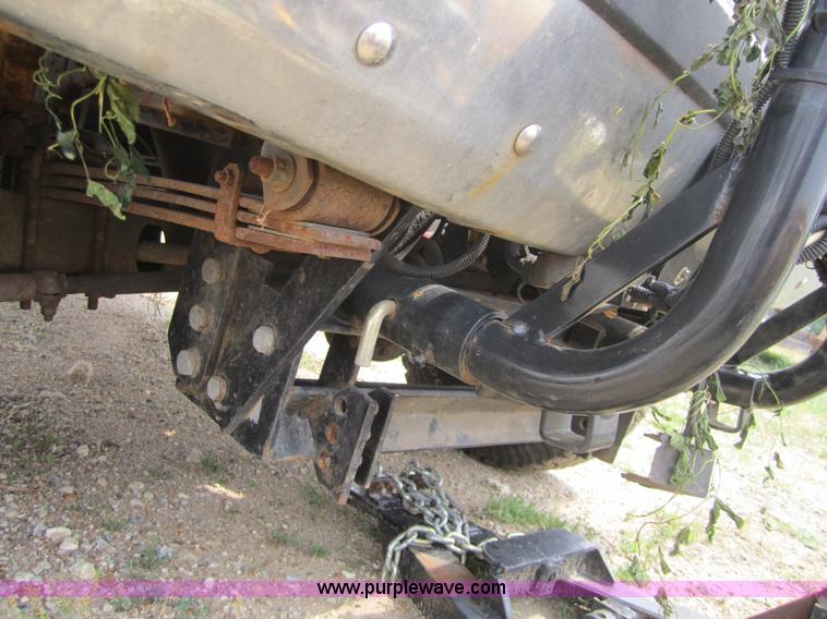 image for item 3797 1989 Ford F250 pickup truck