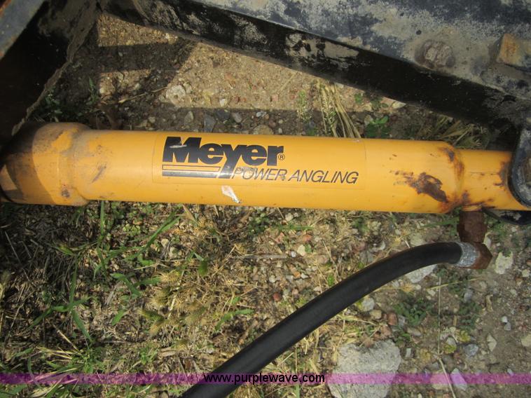 image for item 3797 1989 Ford F250 pickup truck