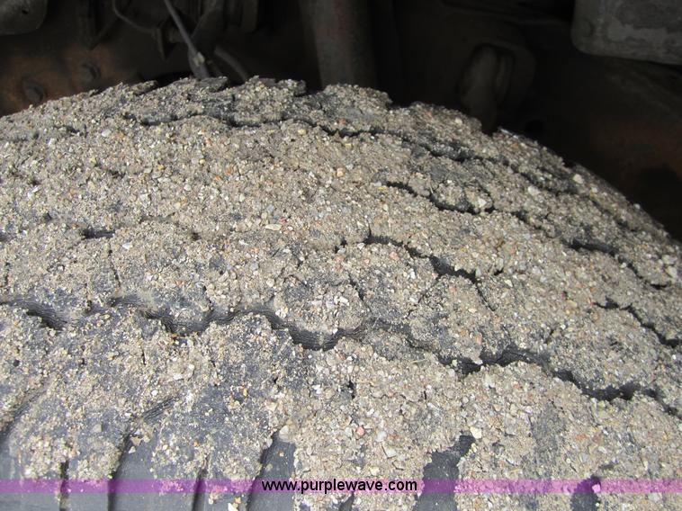 image for item 3798 1998 Chevrolet 2500 extended cab pickup truck