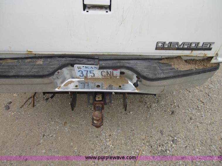 image for item 3798 1998 Chevrolet 2500 extended cab pickup truck