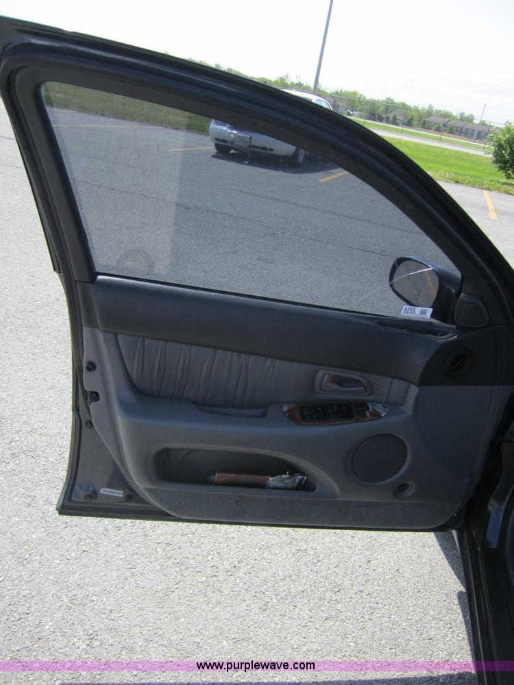 image for item 4385 1993 Lexus GS300