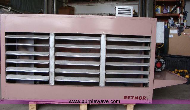 image for item 4464 Reznor 500,000 BTU waste oil heater